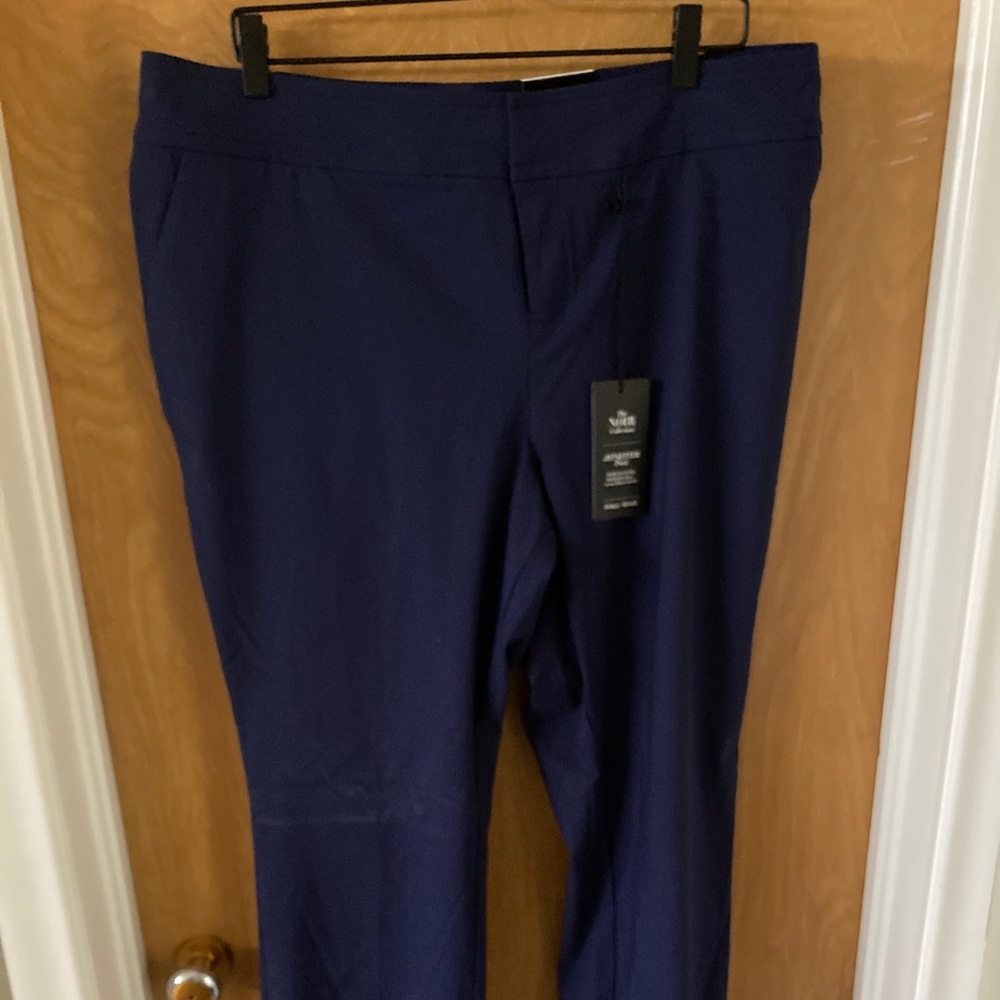 New w/ tags. Navy blue Jetsetter straight trousers